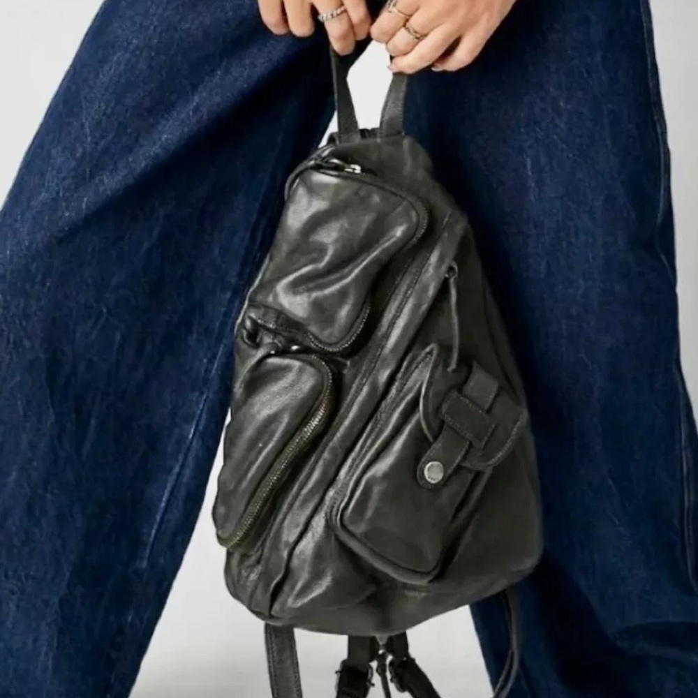 Free People We The Free Sparrow Convertible Sling Bag Shadow Carbon Gray - Picture 8 of 11